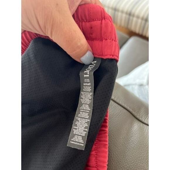 VUORI CLEMENTINE SHORT 4.0- PAPAYA size small new - Picture 5 of 5